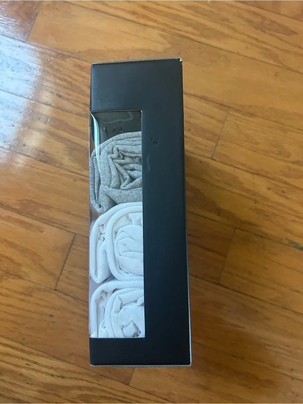Kenneth Cole kenneth cole